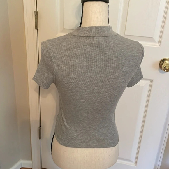 We The Free Ribbed Snap Side Mock Neck Short Sleeve Top Shirt Free People EUC S - Picture 4 of 9